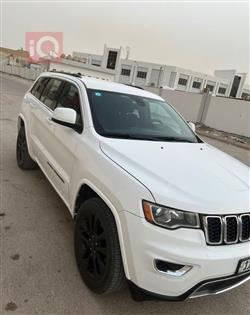 جیپ گراند شیرۆکی